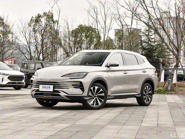 比亞迪 宋PLUS新能源 2024款 榮耀版 DM-i 71km 豪華型