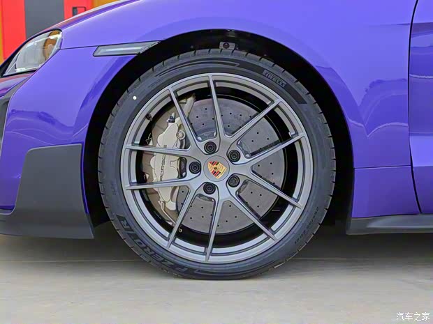 保时捷 Taycan 2024款 Taycan Turbo GT with Weissach Package 保时捷 Taycan 2024款 Taycan Turbo GT with Weissach Package