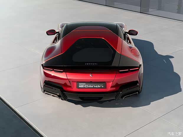 法拉利 法拉利12Cilindri 2024款 6.5L Coupe