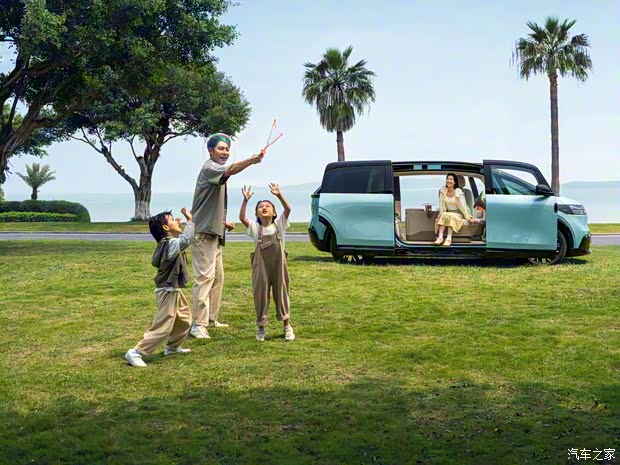 极氪 极氪MIX 2024款 三元锂 高配版 极氪 极氪MIX 2024款 三元锂 高配版