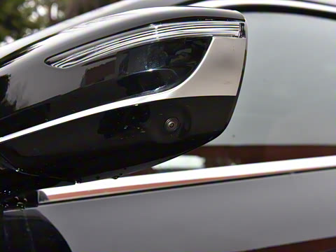 2025款 冠军版 1.5T DCT冠军MAX+ 5座 2025款 冠军版 1.5T DCT冠军MAX+ 5座