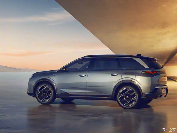 标致(进口) 标致5008新能源(海外) 2024款 E-5008 GT 标致(进口) 标致5008新能源(海外) 2024款 E-5008 GT