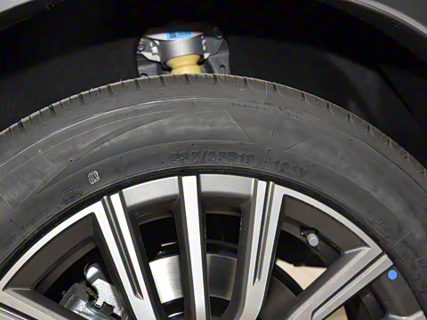 2025款 冠军版 1.5T DCT冠军PRO 5座 2025款 冠军版 1.5T DCT冠军PRO 5座