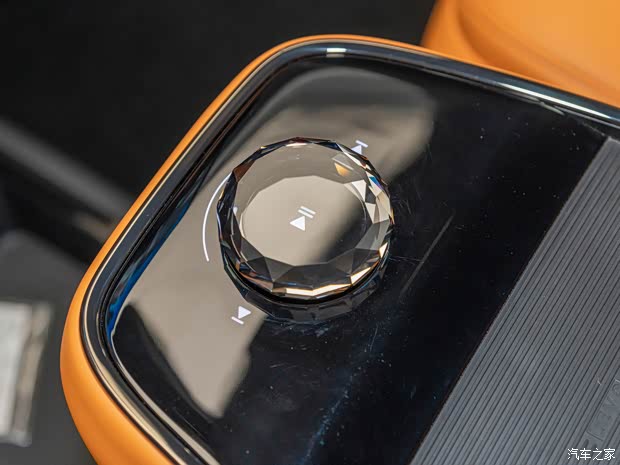 LEVC L380 2024款 116kWh 两驱版 LEVC L380 2024款 116kWh 两驱版