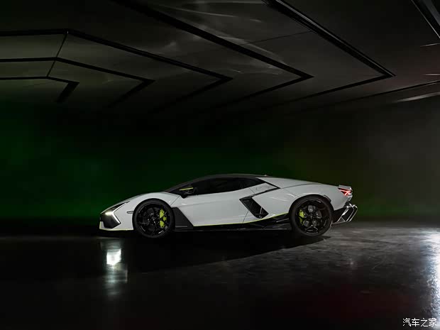 蘭博基尼 Revuelto 2024款 Arena Ad Personam
