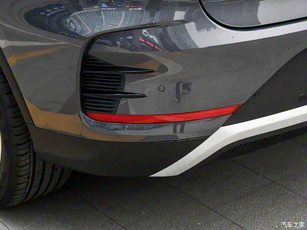 比亚迪 唐新能源 2024款 DM-i 荣耀版 112KM 尊贵型 比亚迪 唐新能源 2024款 DM-i 荣耀版 112KM 尊贵型