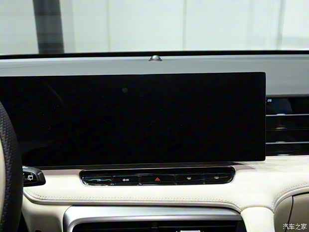 上汽集团 荣威D5X DMH 2024款 1.5T 顶配 上汽集团 荣威D5X DMH 2024款 1.5T 顶配