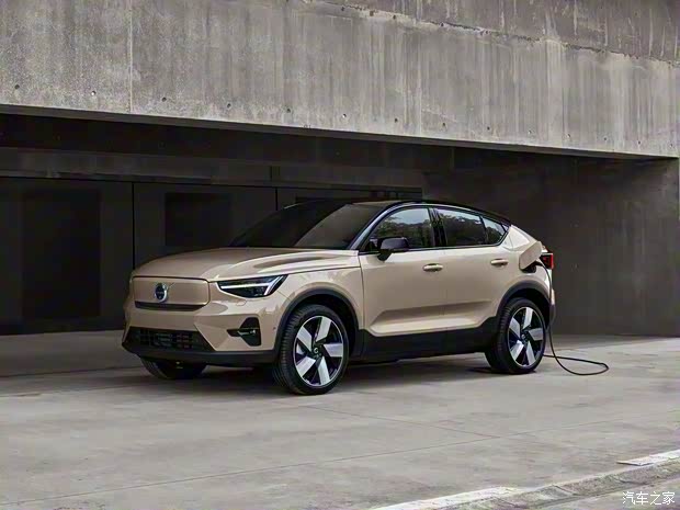 沃尔沃(进口) 沃尔沃C40(进口) 2024款 基本型 沃尔沃(进口) 沃尔沃C40(进口) 2024款 基本型