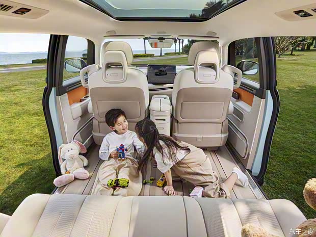 極氪 極氪MIX 2024款 三元鋰 高配版