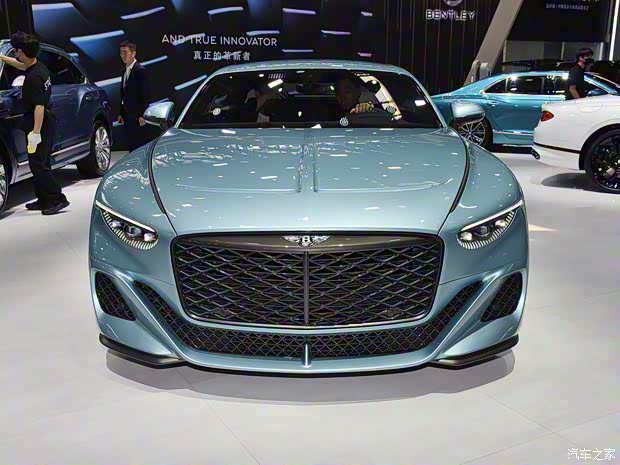 賓利 賓利Mulliner Batur 2023款 基本型