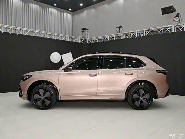 上汽大众 途观L 2024款 PRO 380TSI 四驱R-Line破境版