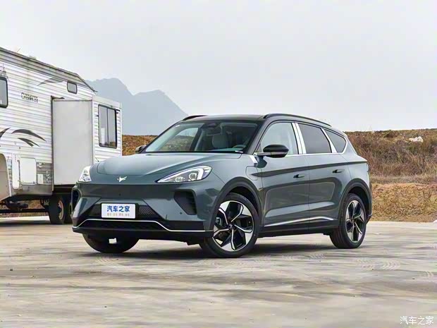 北汽新能源 极狐 阿尔法T(ARCFOX αT) 2024款 618E 森林版PRO 175kW 北汽新能源 极狐 阿尔法T(ARCFOX αT) 2024款 618E 森林版PRO 175kW