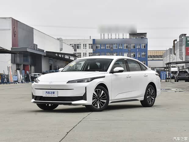 長安啟源 長安啟源A05 2025款 真香版 145 超越型