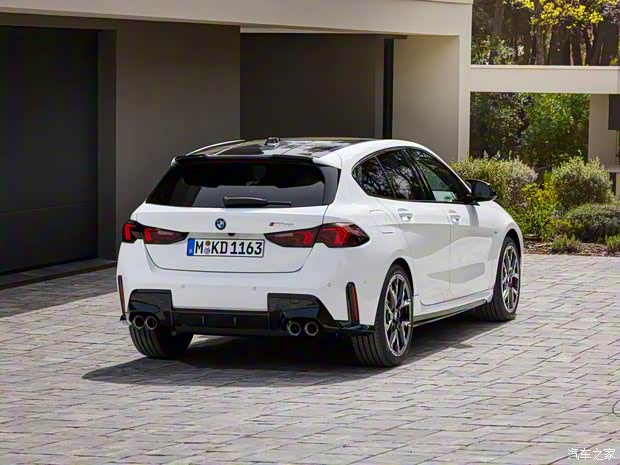 寶馬(進(jìn)口) 寶馬1系(進(jìn)口) 2024款 M135 xDrive