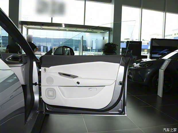 北汽新能源 极狐 阿尔法S5 2024款 708MAX 200kW 北汽新能源 极狐 阿尔法S5 2024款 708MAX 200kW