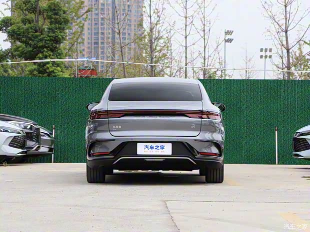 比亚迪 汉 2025款 EV 506KM 比亚迪 汉 2025款 EV 506KM