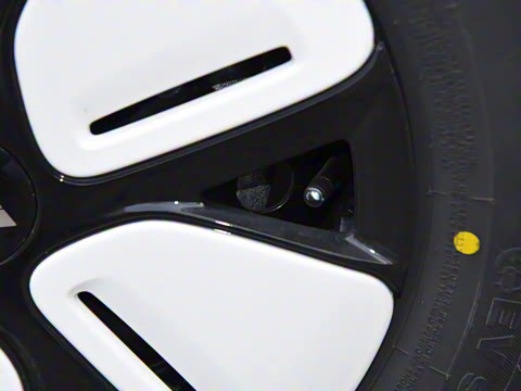 2025款 四门版 臻享+款 2025款 四门版 臻享+款