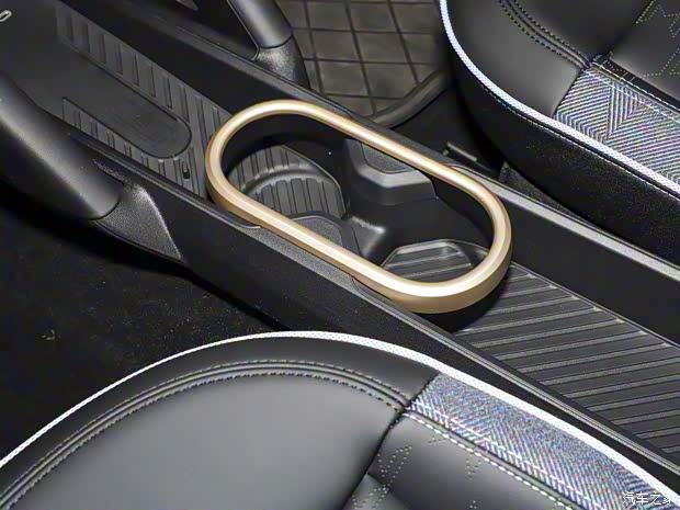 光束汽車 電動MINI COOPER 2024款 COOPER SE 藝術(shù)家