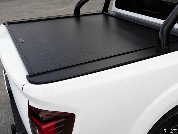 日產(chǎn)(進(jìn)口) 納瓦拉(海外) 2024款 ST Dual Cab Black Edition 澳大利亞版 日產(chǎn)(進(jìn)口) 納瓦拉(海外) 2024款 ST Dual Cab Black Edition 澳大利亞版