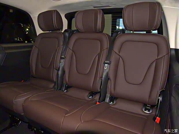 福建奔馳 奔馳V級 2024款 V 300 L 長軸距豪華版