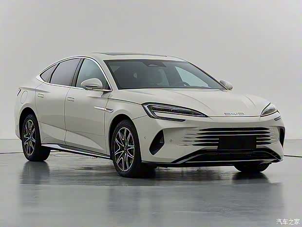 比亚迪 海豹07 2024款 DM-i 1.5L 100km 高配版 比亚迪 海豹07 2024款 DM-i 1.5L 100km 高配版