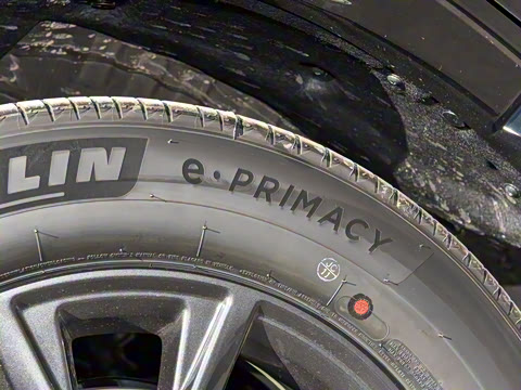 2024款 2.0L e:HEV 两驱智睿版 2024款 2.0L e:HEV 两驱智睿版