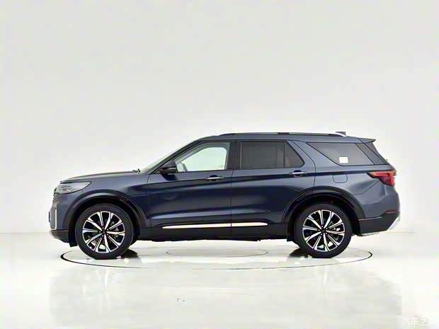 长安福特 探险者 2024款 EcoBoost 285 四驱赤金版 6座 长安福特 探险者 2024款 EcoBoost 285 四驱赤金版 6座