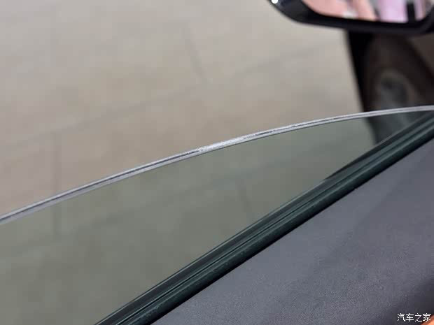 零跑汽车 零跑C16 2024款 增程 200智驾版 零跑汽车 零跑C16 2024款 增程 200智驾版