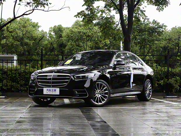 奔驰(进口) 奔驰S级 2024款 改款 S 450 L 4MATIC 奔驰(进口) 奔驰S级 2024款 改款 S 450 L 4MATIC