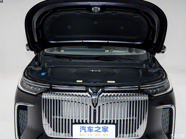 嵐圖汽車(chē) 嵐圖夢(mèng)想家 2025款 PHEV 四驅(qū)鯤鵬高配版