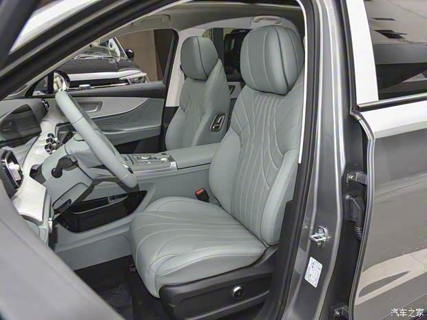 奇瑞汽车 风云T10 2024款 210 超长续航版 奢享型五座版