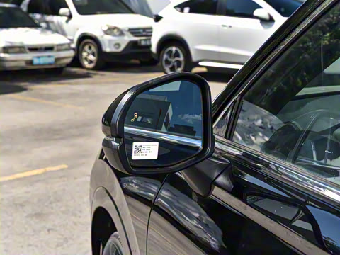 2024款 2.0L e:HEV 两驱智睿版 2024款 2.0L e:HEV 两驱智睿版