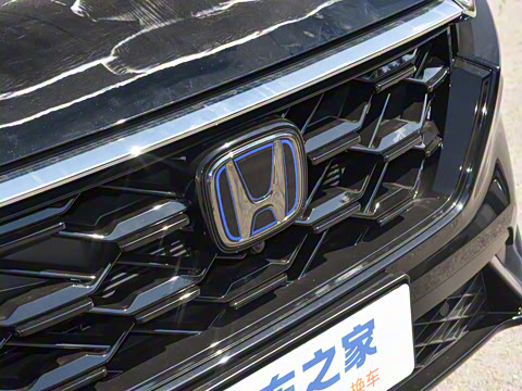 2024款 2.0L e:HEV 两驱智睿版 2024款 2.0L e:HEV 两驱智睿版