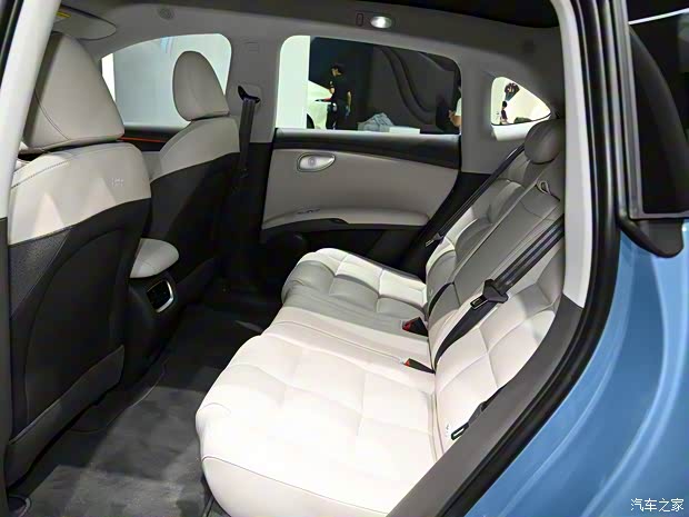 智己汽車 智己LS6 2025款 579kW 四驅(qū) 智己汽車 智己LS6 2025款 579kW 四驅(qū)