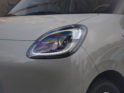 2025款 四门版 臻享+款 2025款 四门版 臻享+款