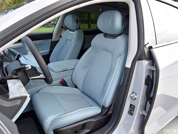 合众汽车 哪吒S猎装 2024款 增程300 Pro版