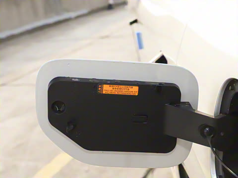 2025款 210Max增程版 5座 2025款 210Max增程版 5座