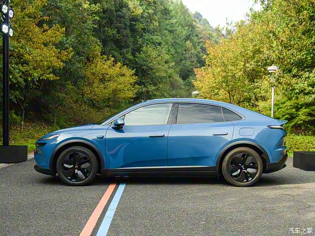 蔚来 乐道L60 2024款 四驱版 蔚来 乐道L60 2024款 四驱版