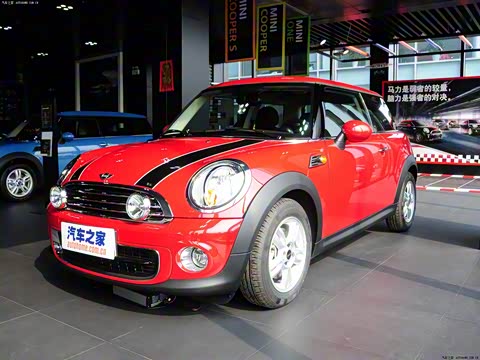 2013款 1.6L ONE 限量第二款 2013款 1.6L ONE 限量第二款