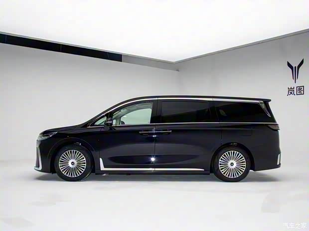 嵐圖汽車(chē) 嵐圖夢(mèng)想家 2025款 PHEV 四驅(qū)鯤鵬高配版