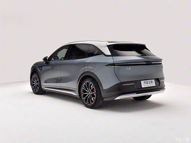 极氪 极氪7X 2024款 四驱版