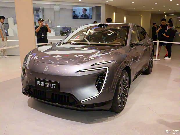 阿維塔科技 阿維塔07 2024款 四驅(qū)純電版