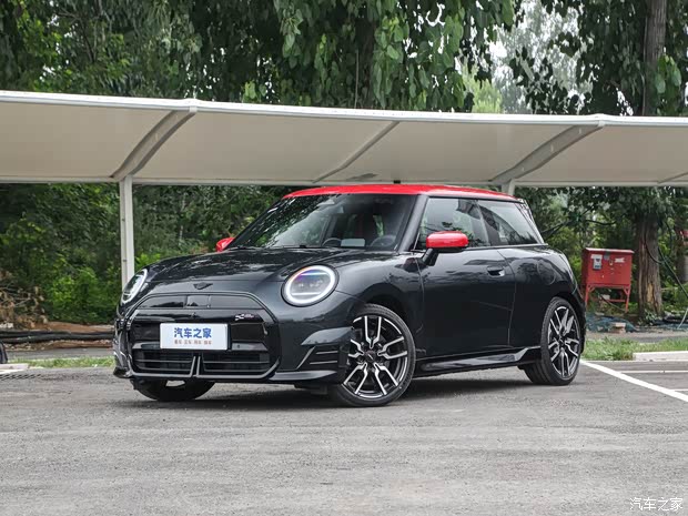 光束汽车 电动MINI COOPER 2024款 452km COOPER SE 赛车手