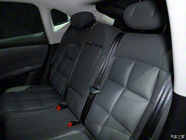 智己汽车 智己LS6 2025款 248kW 后驱 智己汽车 智己LS6 2025款 248kW 后驱