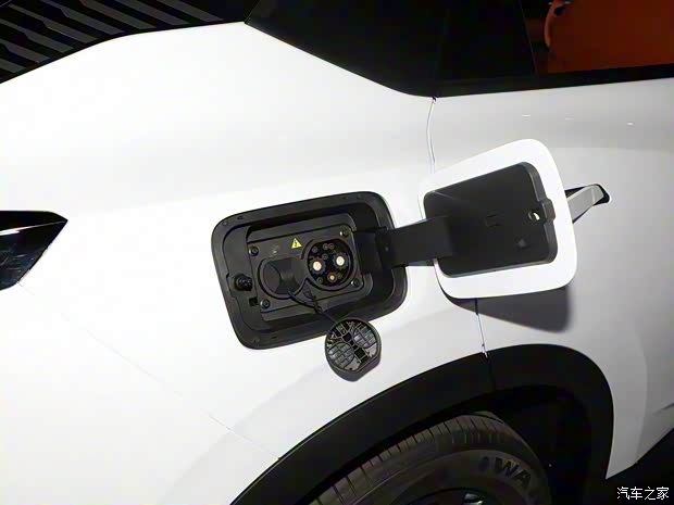 东风乘用车 风神L7新能源 2024款 纯电版高配 东风乘用车 风神L7新能源 2024款 纯电版高配