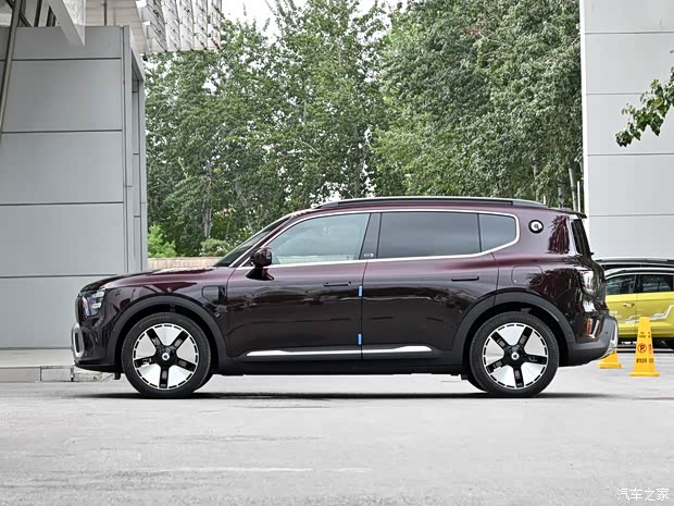 smart smart精靈#5 2024款 267kW 后驅(qū)基本型