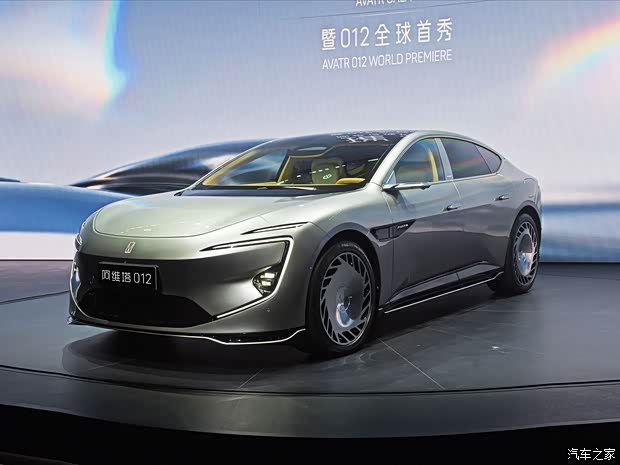 阿维塔科技 阿维塔12 2024款 012 Kim Jones全球联名限量版 阿维塔科技 阿维塔12 2024款 012 Kim Jones全球联名限量版