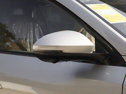 2025款 636Max纯电版 5座 2025款 636Max纯电版 5座