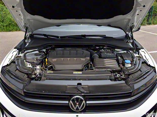 一汽-大眾 邁騰 2024款 380TSI DSG至尊版 一汽-大眾 邁騰 2024款 380TSI DSG至尊版