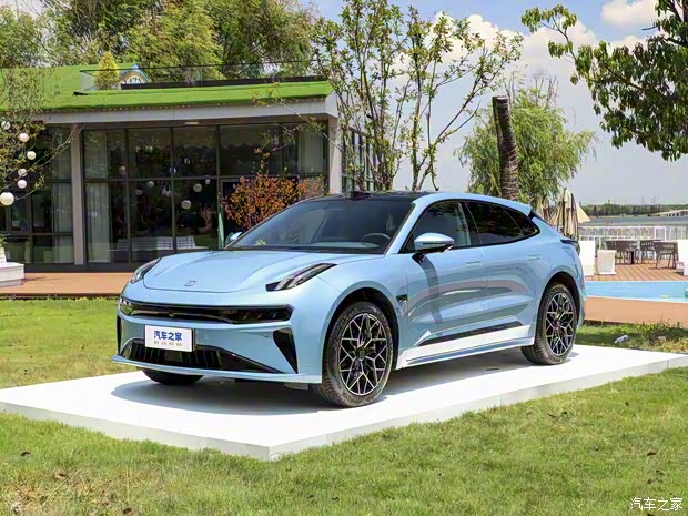 极氪 极氪001 2025款 YOU版 100kWh 四驱 极氪 极氪001 2025款 YOU版 100kWh 四驱